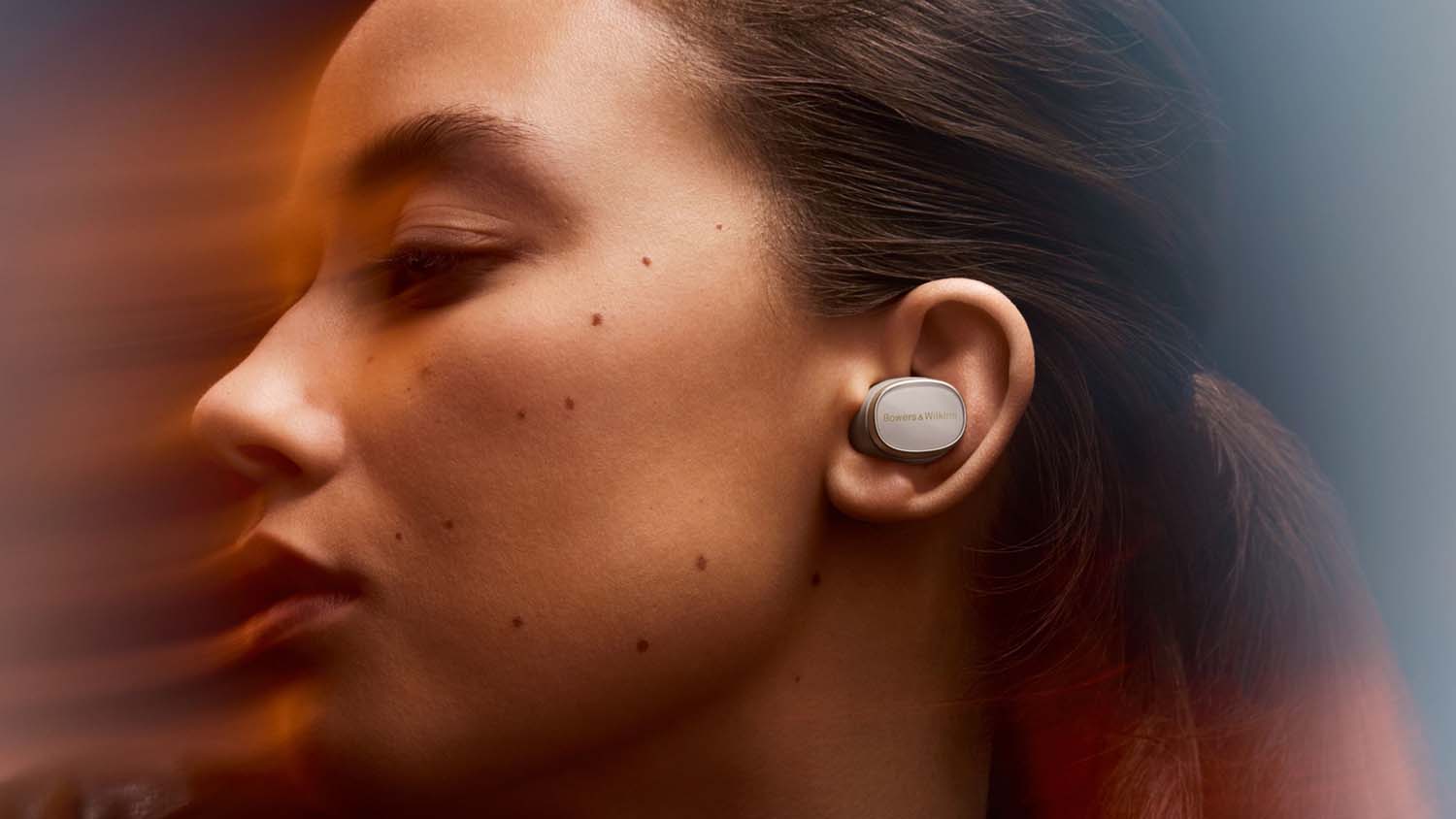 who makes the Bowers wilkins Pi8 - design story